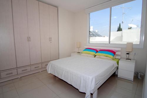 Arba Aratsot – 3 Bedroom - Roof Top Apartment - main image