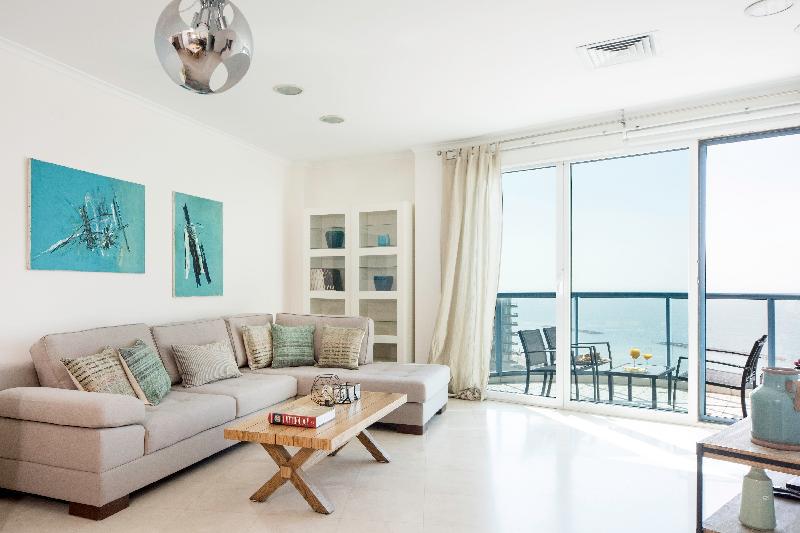 Luxurious 90sqm 2BR Beach Front - image 5