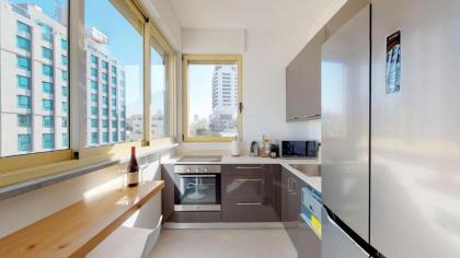 Tranquil 2BR In Ben Yehuda 13 By HolyGuest - image 15