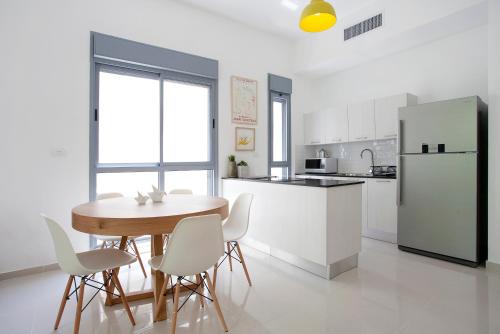 Pinsker Street By Holiday-Rentals - image 3