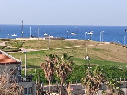 Jaffa sea front luxury Duplex Port & Old City 2m walk - image 2