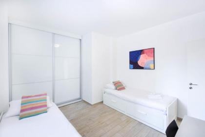 Sunflower 2BR in Dizengoff by HolyGuest - image 12