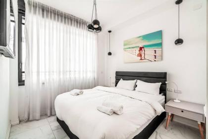 Beautifull 3BR in Masaryk by Holiday-rentals - image 12