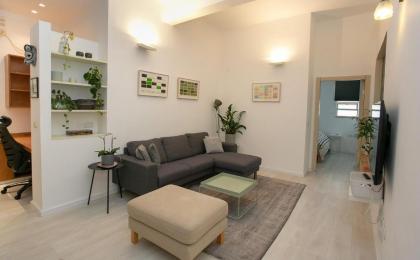 9 Sderot Chen - By Beach Apartments TLV - image 1