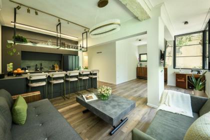 Sophisticated 1BR Apartment in Central Tel Aviv by Sea N' Rent
