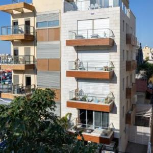 mr. Yavos   By tLV2GO tel Aviv 