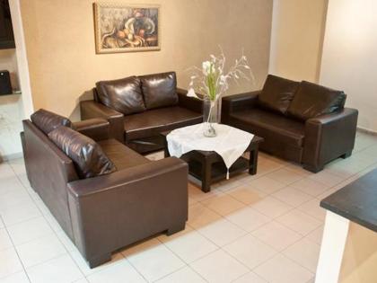 Arlozorov Suites Hotel - image 5