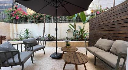 Beer Garden Hotel - image 22
