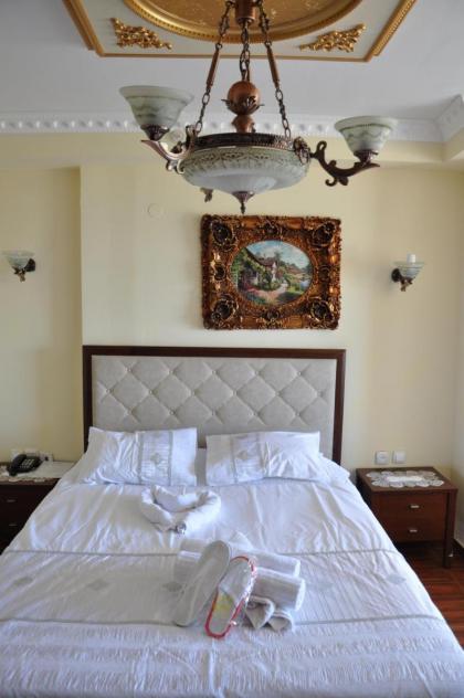 Hotel Suites Bat Yam - image 27