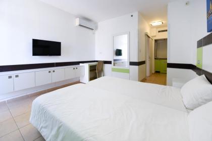 HI - Bnei Dan - Tel Aviv Hostel - image 28