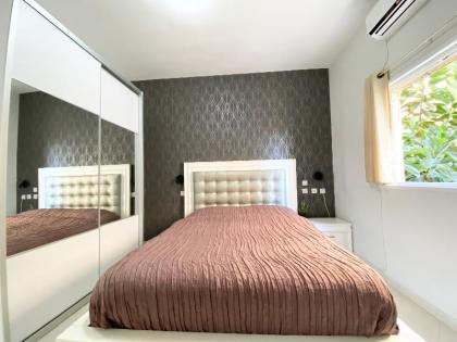 Sea Suites Apartments - image 18