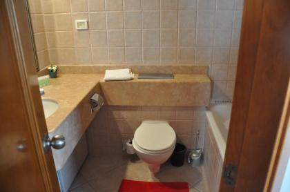Apartment Delight - image 29