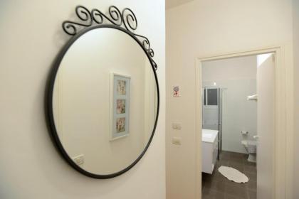Arlozorov Bat Yam Beach - image 21