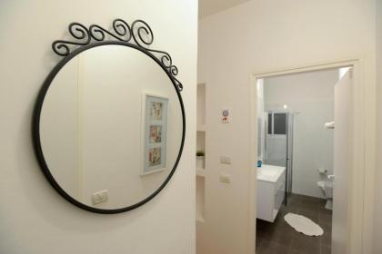 Arlozorov Bat Yam Beach - image 25
