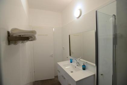 Arlozorov Bat Yam Beach - image 29