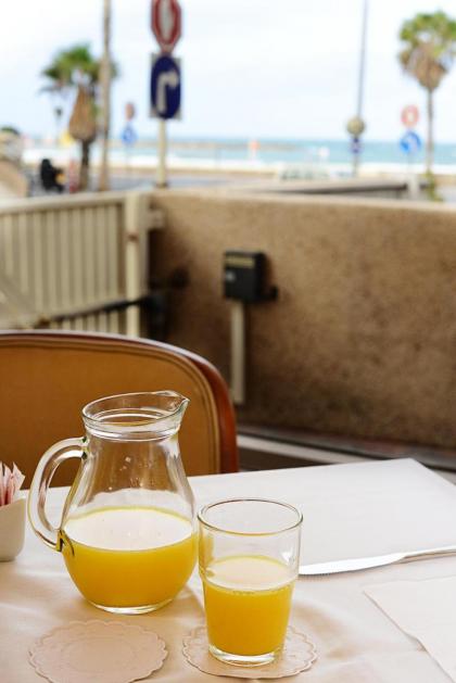 Abratel Suites Hotel - image 23