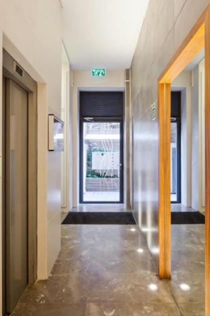 Sunny Luxury Apartments - image 14