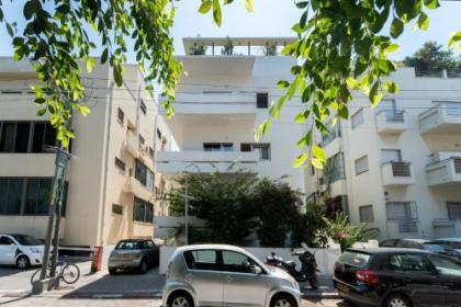 Beautiful 2Bd w/ Private Balcony by Sea N' Rent - image 7