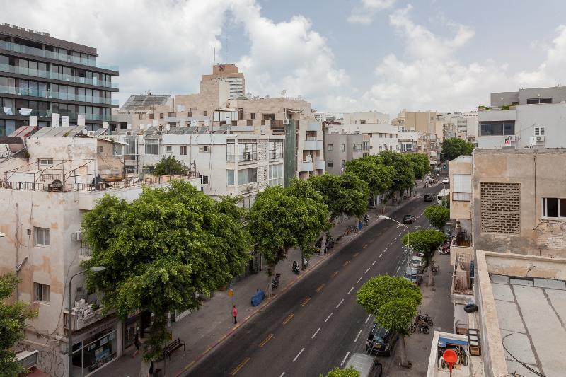 Best Location Luxuous 2BR Sea View w/parking - image 2