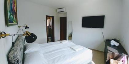 Old Jaffa's Penthouse Boutique Hostel - image 17