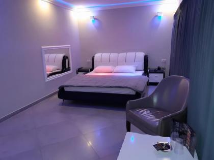 Spat Business Holon - image 24