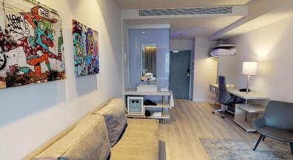 Link Hotel & Hub - image 22