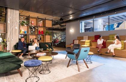 Link Hotel & Hub - image 29