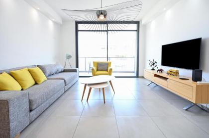 Incredible 3BR in Florentine by HolyGuest
