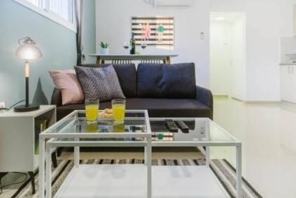 Carmel Market Apartments - image 14