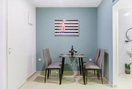 Carmel Market Apartments - image 6