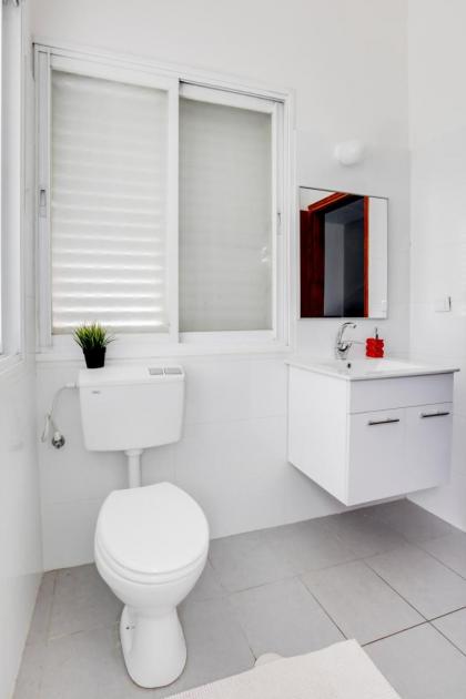 Nice apartments on Ben Yehuda str - image 26