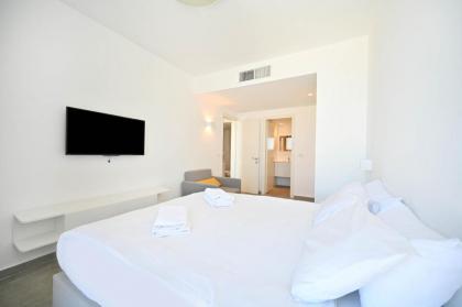 Granite 2BR by HolyGuest - image 11