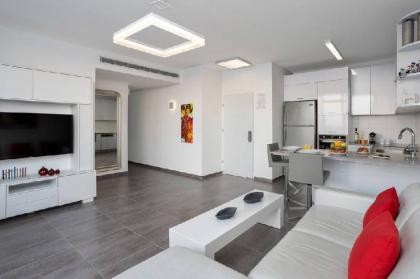 Playful 2BR In Florentine by HolyGuest - image 12