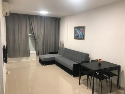 Isramax Apartment near the sea. Tel Aviv 