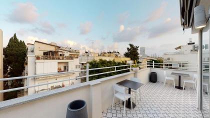 Authentic 3BR Penthouse in Ben Gurion by HolyGuest - image 21
