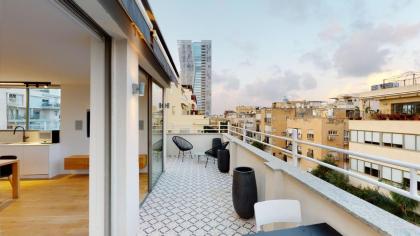 Authentic 3BR Penthouse in Ben Gurion by HolyGuest - image 23