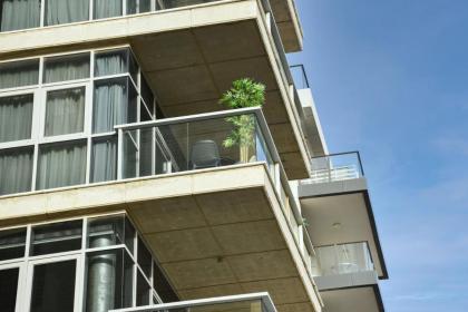 Modern 3-BR near Beach Club by HolyGuest - image 22