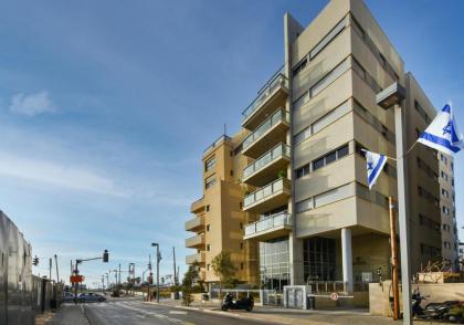 Modern 3-BR near Beach Club by HolyGuest - image 23