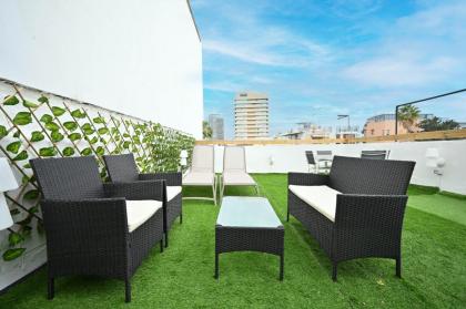 Design 3BR in TLV center by HolyGuest - image 24