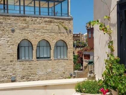 Luxury studio at the heart of old Jaffa - image 24