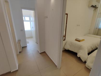 2BDR Holiday Home by Mezizim Beach and TLV Port! - image 20