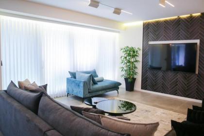 YalaRent Midtown towers TLV - image 15