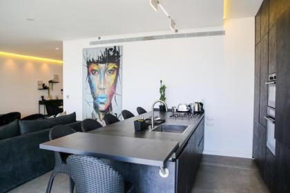 YalaRent Midtown towers TLV - image 21