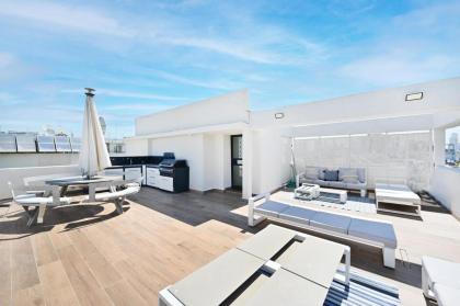 3BR Penthouse at Hilton Beach by HolyGuest - image 24