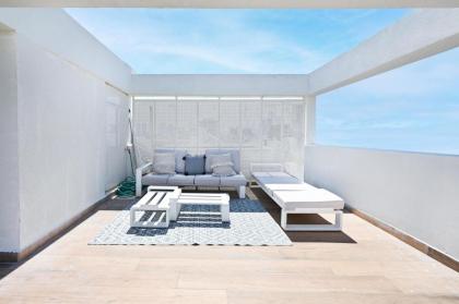 3BR Penthouse at Hilton Beach by HolyGuest - image 27