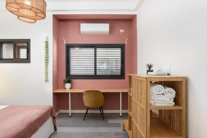 Fresh Design 2BR in City Center by FeelHome - image 22