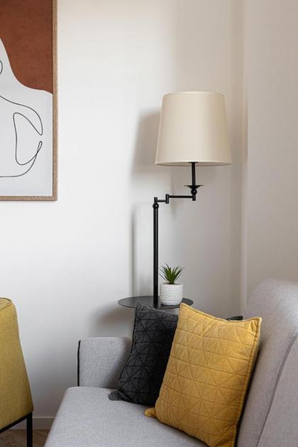 Charming 1BR Apt w Modern Fixtures in City Center by Sea N' Rent - image 22