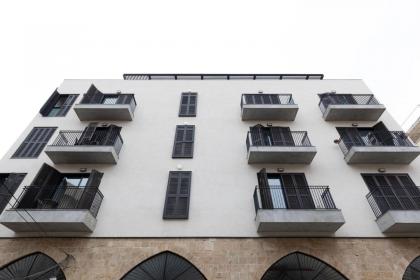 Elegant 2BR Apartment with Balcony & Mamad in Jaffa by Sea N' Rent - image 28