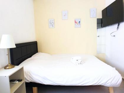 Lev Florentin Apartments - image 25