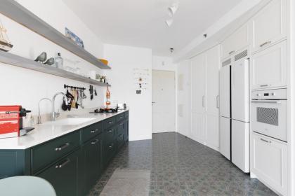 Elegant Apartment w Balcony & Mamad in Heart of Tel Aviv by Sea N' Rent - image 21